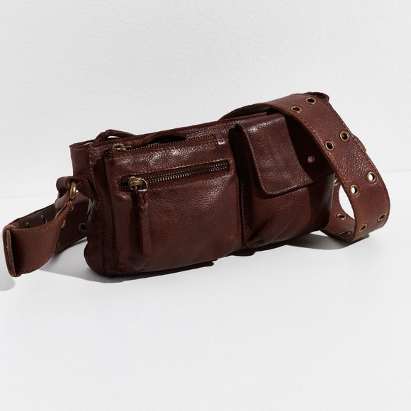 NWT Free People Wade Leather Sling Bag Cognac Brown Crossbody - Picture 2 of 11